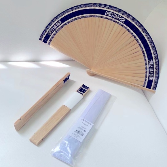 Christian Dior Beige and Blue Fan NEW - Picture 1 of 7